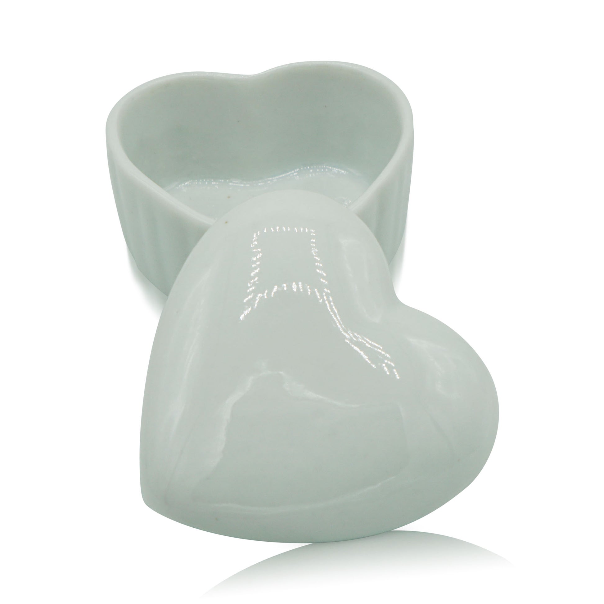 Porcelain Dappen Dish, Heart w/Cover (12/bx) - Soft Touch®